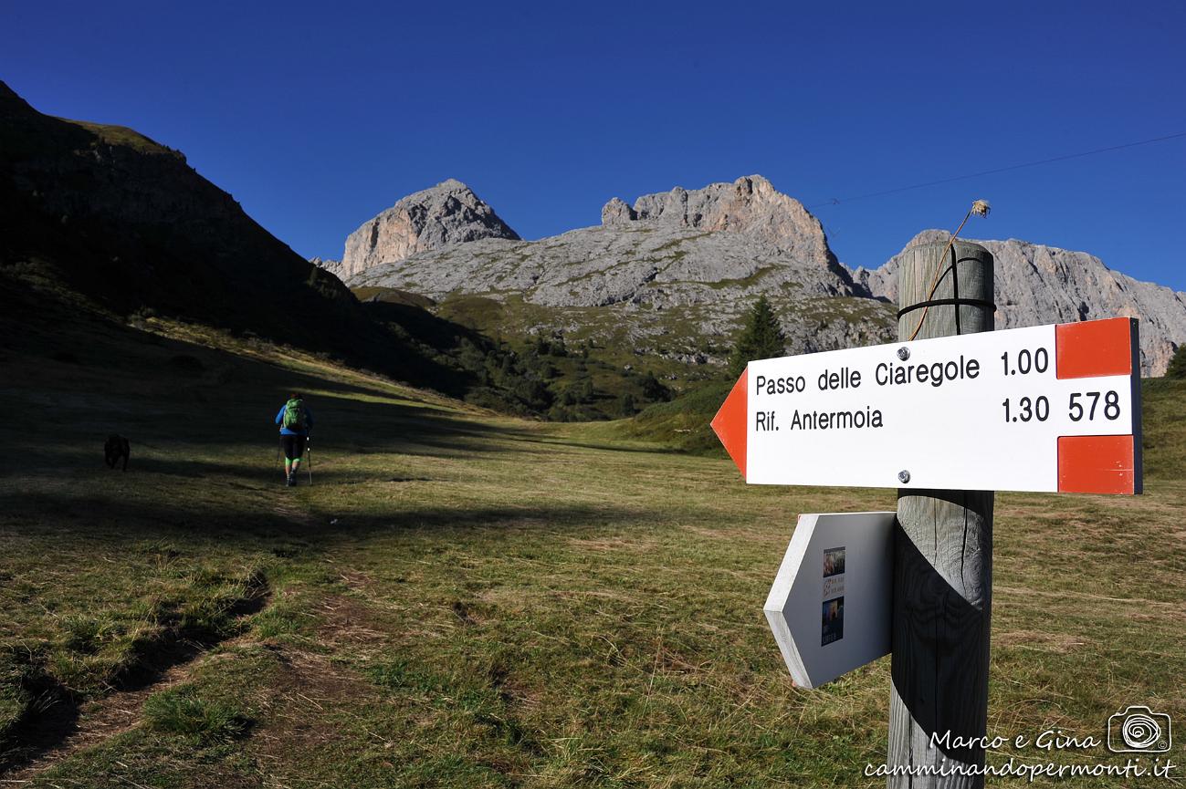 010 Val Duron Lago e Rifugio Antermoia - sentiero 578.JPG